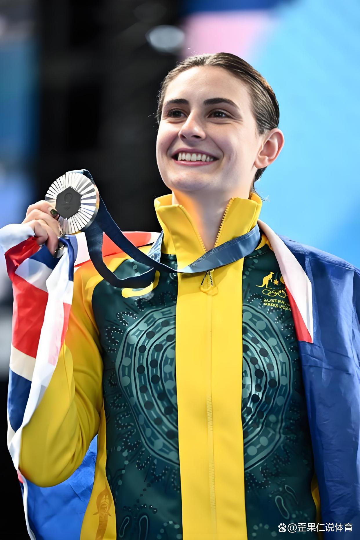 关于冷门频出！游泳战况跌宕起伏的信息