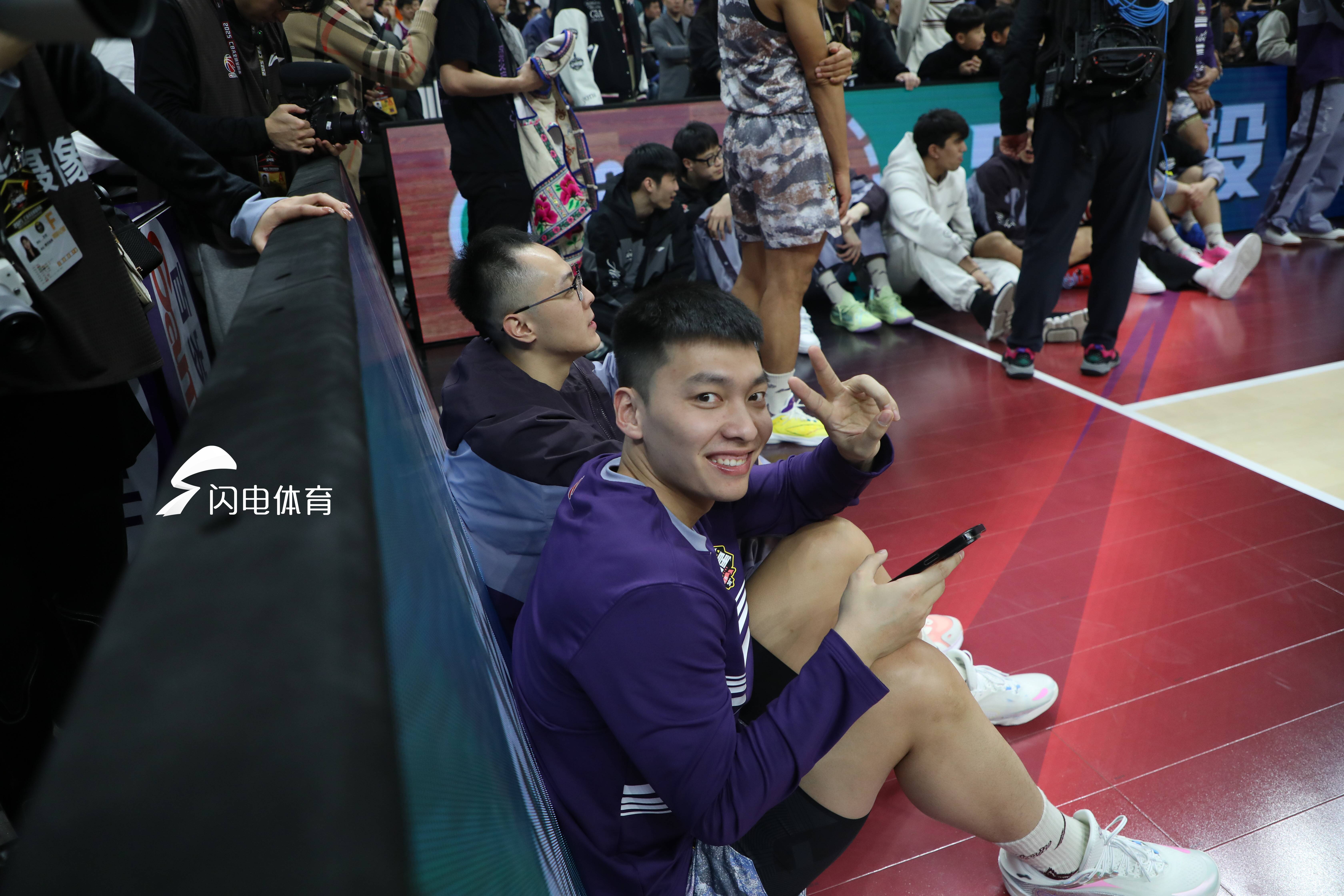 CBA小组赛落幕,强队悉数晋级 CBA小组赛落幕,强队悉数晋级