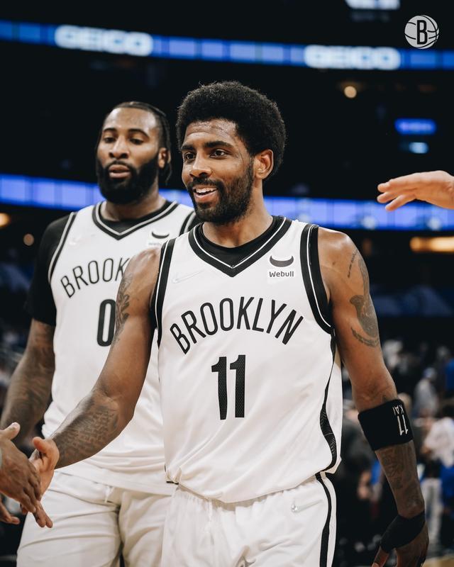 篮网鏖战山东队,欧文统治全场 篮网鏖战山东队,欧文统治全场