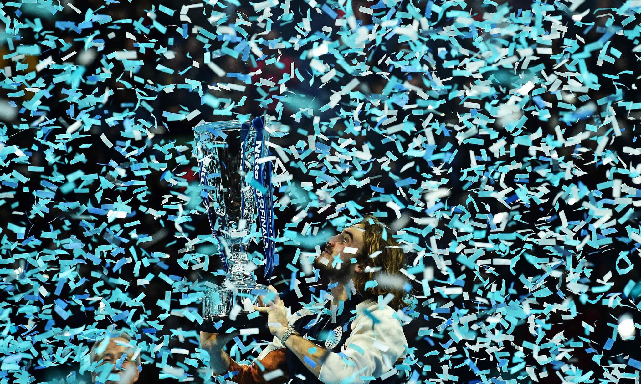 年终总决赛完胜ATP总决赛，西西帕斯关键制胜