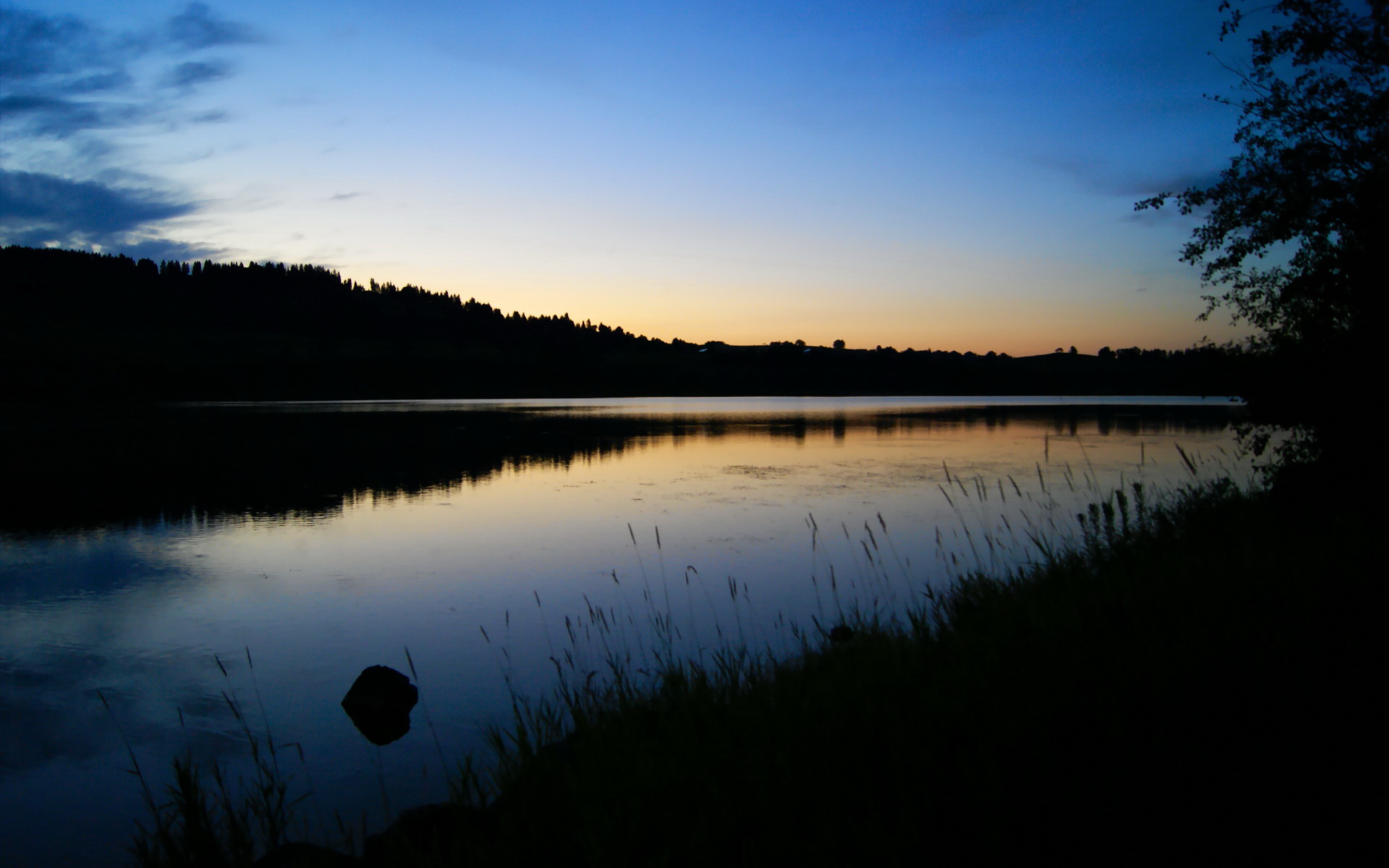 当坎特巨人起舞时，梅西沉默着拆掉了克罗地亚的围墙