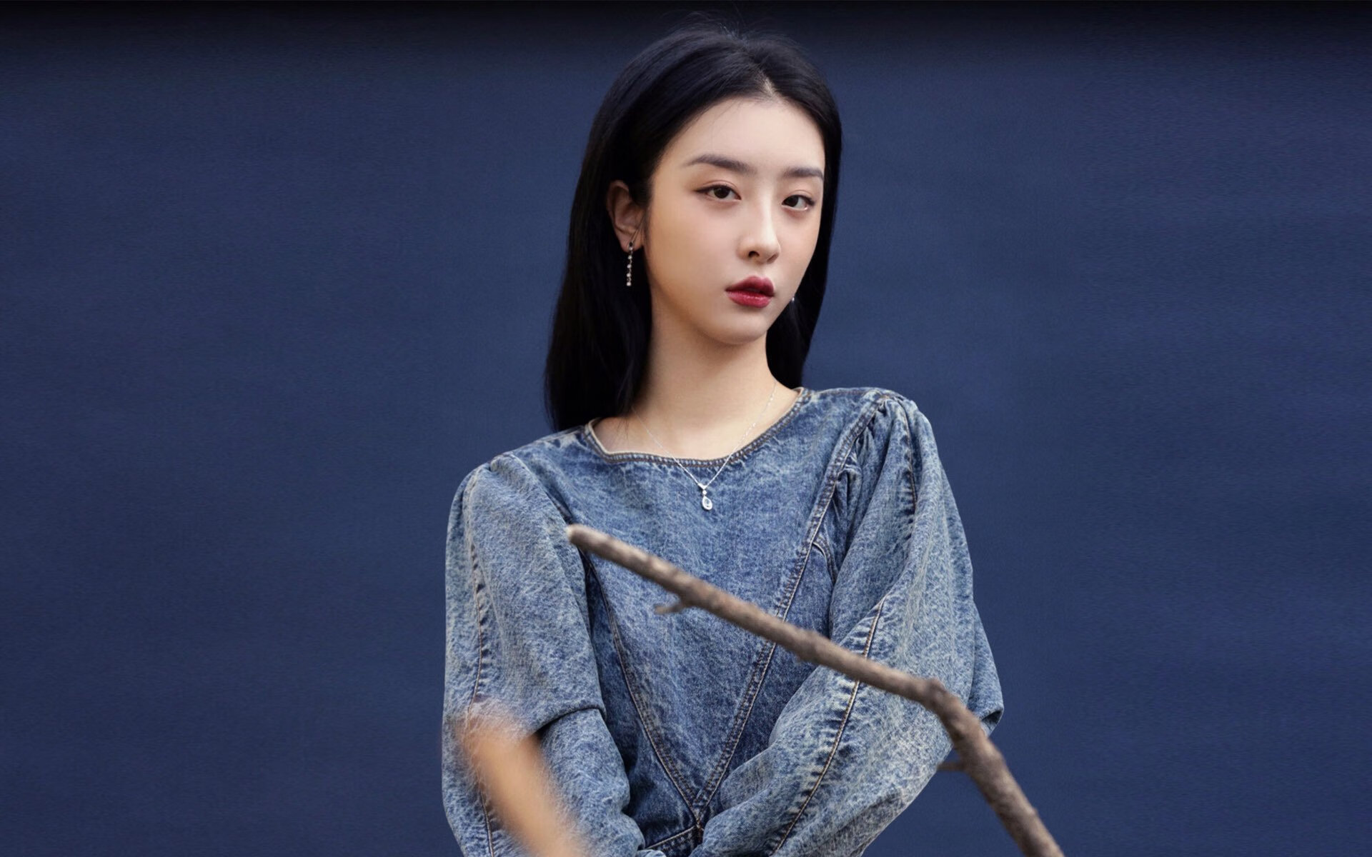 以下是为您创作的文章